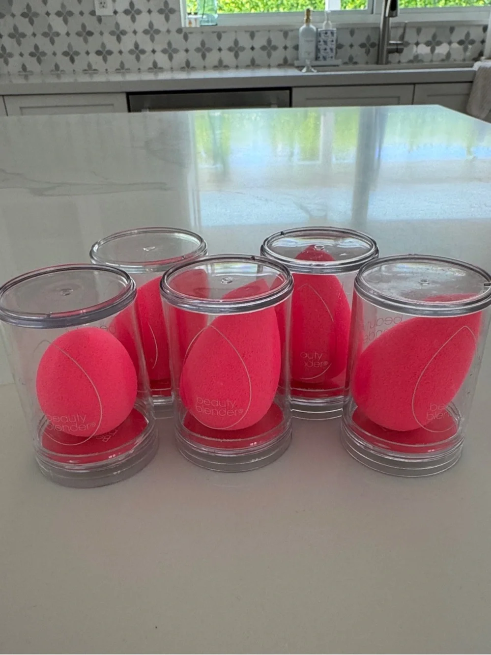 NEW Original Beautyblender Hot Pink Makeup Sponges - Set of 5
